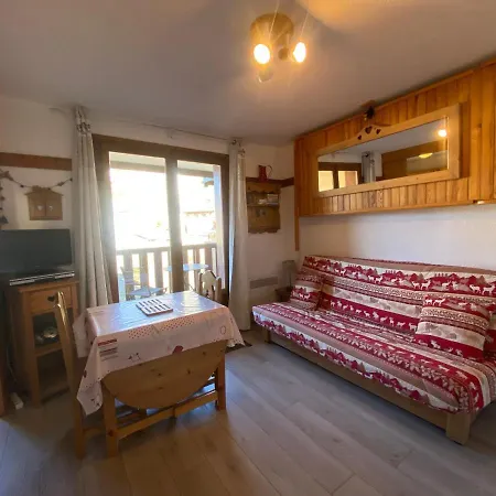 Reine Blanche Apartment