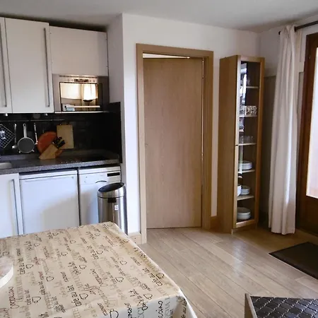 Apartment Reine Blanche